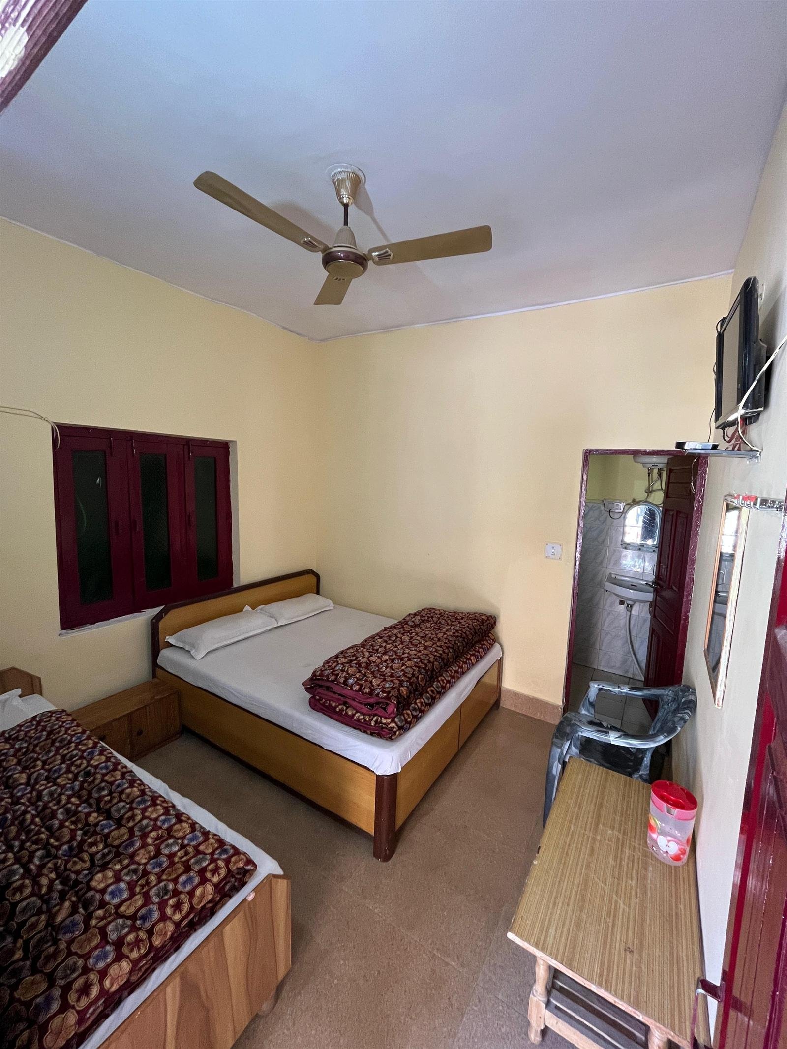 Standard Triple Room at Gujrat Bhawan