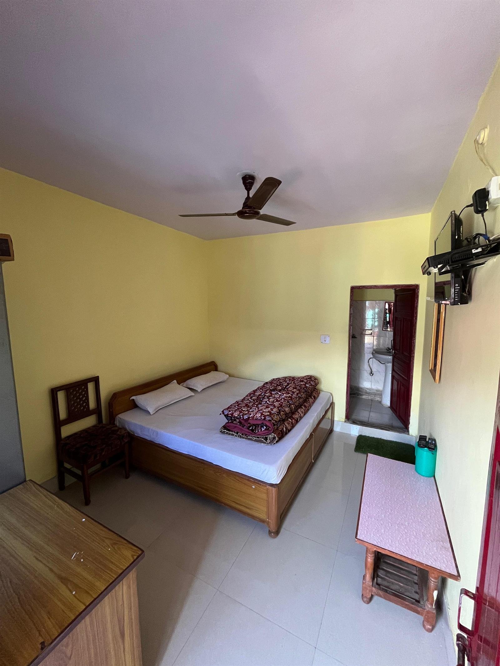 Deluxe Double Room at Gujrat Bhawan